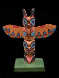 THUNDERBIRD BEAR TOTEM